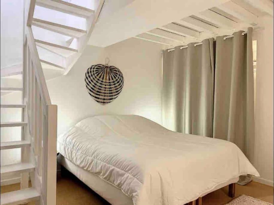 Loft/Jardin Et Parking : Le Petit Clos Bourdet Honfleur Kültér fotó