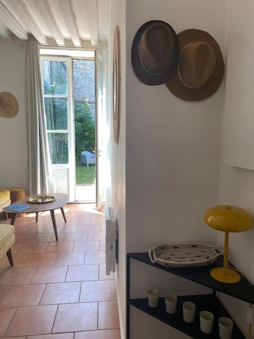 Loft/Jardin Et Parking : Le Petit Clos Bourdet Honfleur Kültér fotó