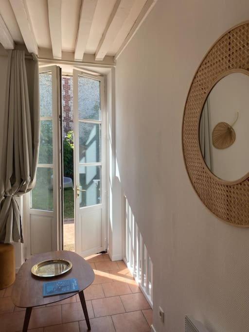 Loft/Jardin Et Parking : Le Petit Clos Bourdet Honfleur Kültér fotó